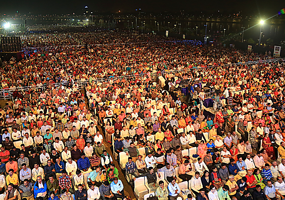 LARGE SCALE EVENTS & MASS PUBLIC ENGAGEMENT