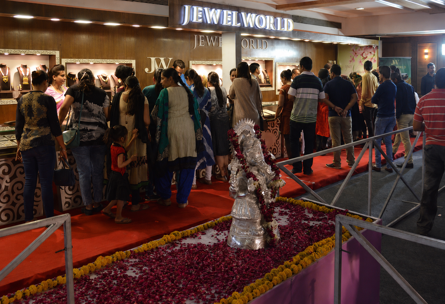 EXHIBITIONS & TRADE SHOWS